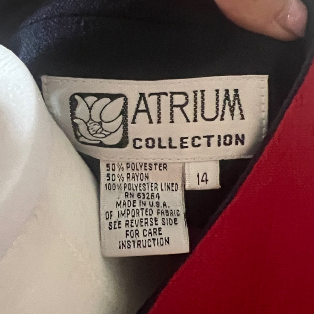 Vintage Red Blazer with Accent Buttons - Picture 5 of 5